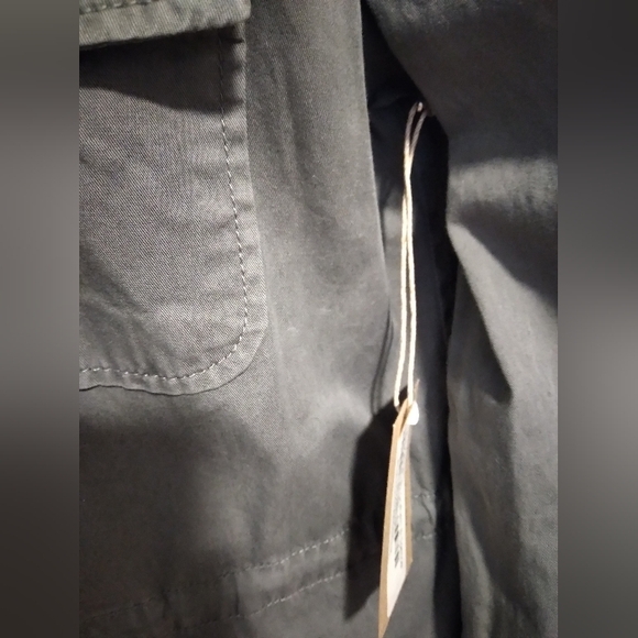 Women's Utility Jacket - Picture 4 of 8